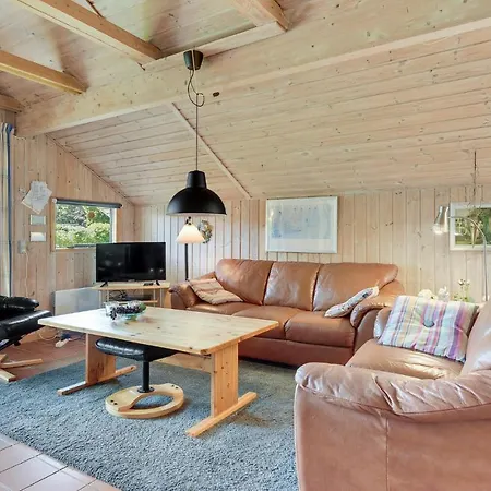 Honsehuset Feriehus Skovbyballe
